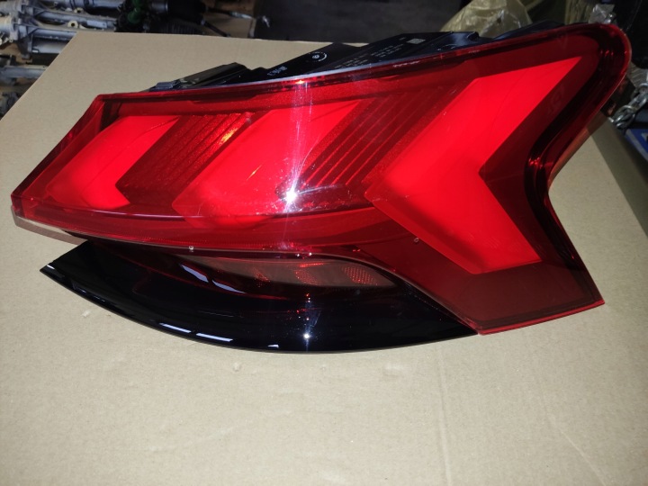 фото №11, Лампи зад led audi e-tron gt 4j3945092 4j3945091a
