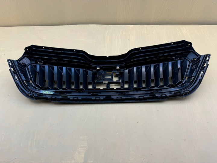 фото №13, Skoda scala 19r- решётка радиатора решётка бампера перед 657853653a