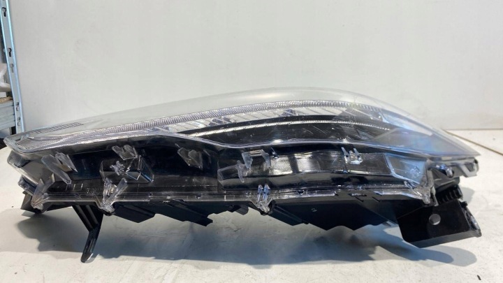 фото №6, Toyota corolla cross фара передняя левая перед 20- полный led