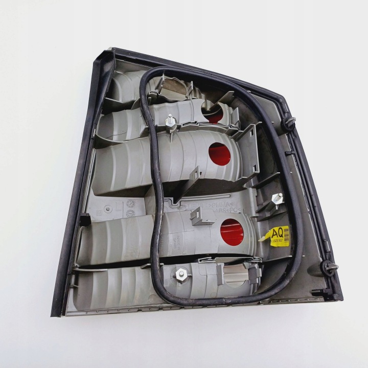 фото №10, Фара ліве зад w крило opel corsa c 5d hb c 13251937 nr321
