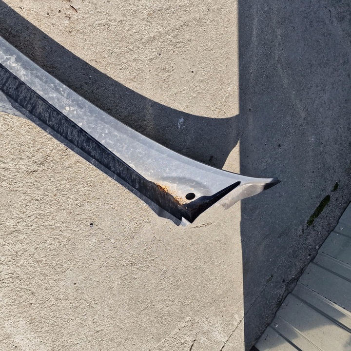 фото №5, Панель під лобовим склом audi a6 c7