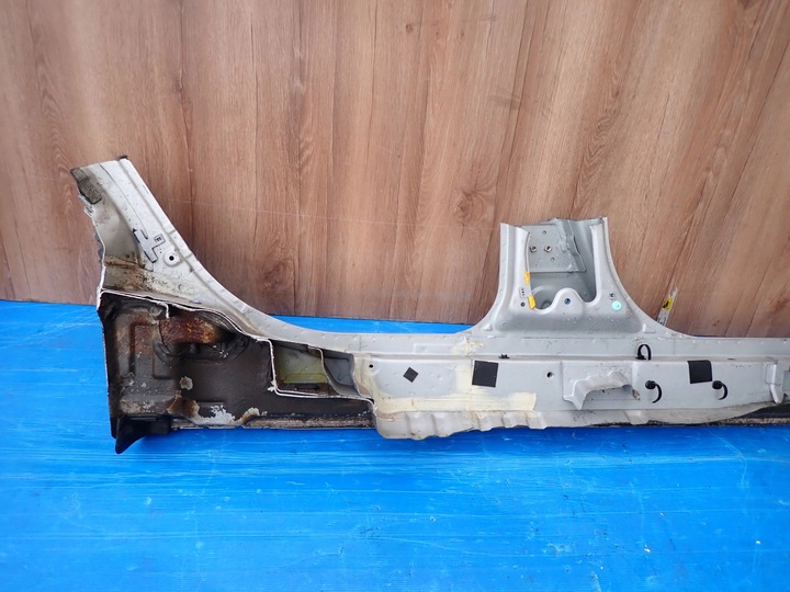 фото №9, Hyundai i30 хетчбек 07-11 поріг лівий