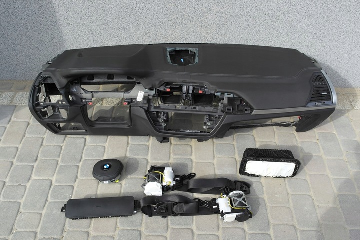 фото №1, Bmw g01 x3 g02 x4 панель консоль pulpit капот полиця подушка безпеки ремені pas шкіра