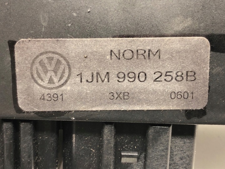 фото №5, Блок комфорта оригинал (блоки управления бортовой сетью) vw bora i 1c0962258j sedan/limuzyna 98-13 блок управления