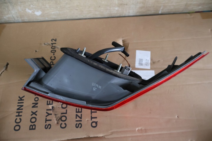 фото №8, Honda accord vii sedan рестайлинг 06-08 фара задняя зад правая w крыло eur