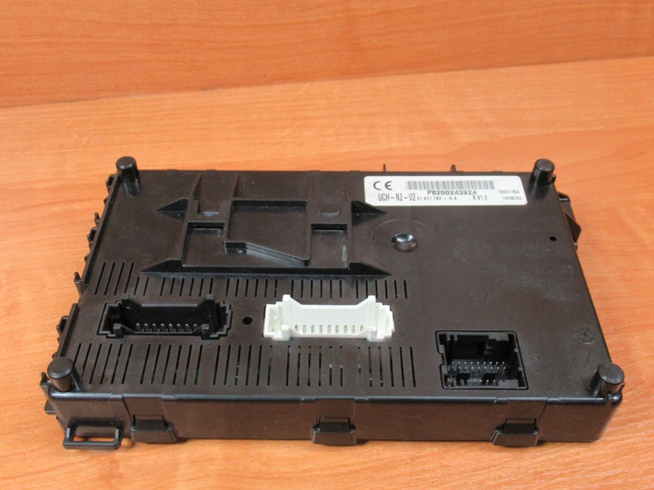 фото №1, Модуль uch n2 renault clio ii рестайлинг p8200243924