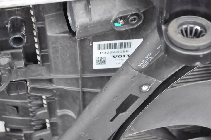 фото №12, Volvo s90 s90 2.0 t4 t5 t6 t8 d3 d4 d5 pas перед переднее комплект chłodnnic