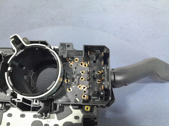 фото №7, Vw new beetle рестайлинг переключатель комбинированный лента подрулевые рычаги 1j0959654ap