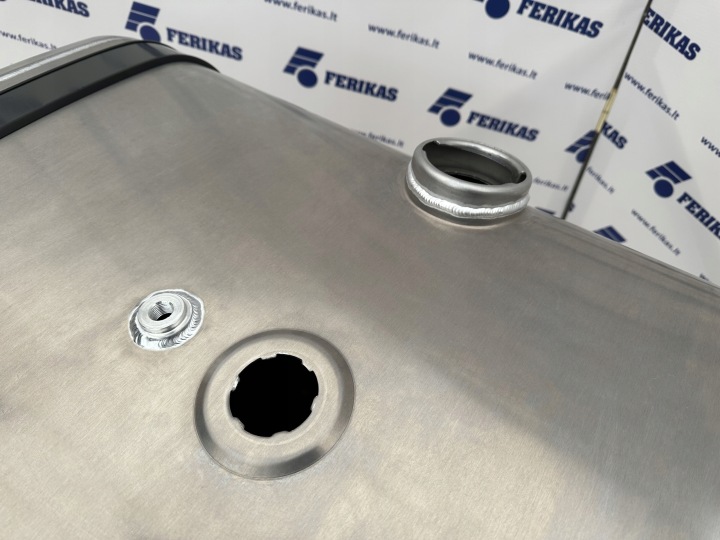 фото №10, Новий aluminiowy комбінований бак гідравліки i пального