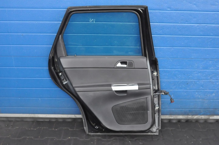 фото №7, Volvo v50 двері лівий зад задні універсал комплектні