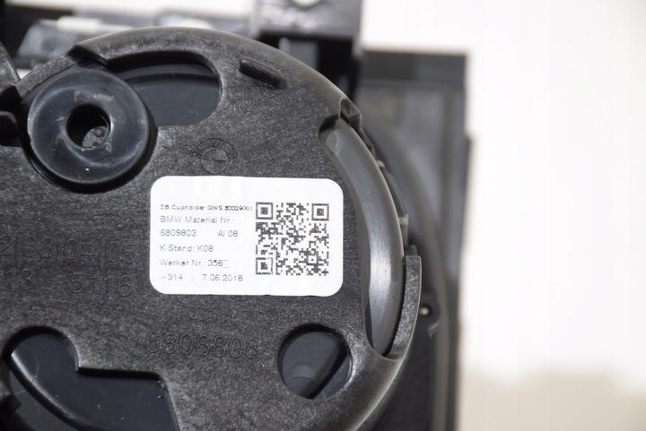 фото №15, Bmw g20 g21 g22 g26 зарядний пристрій індукційна телефону wca nfc бардачок retrofit