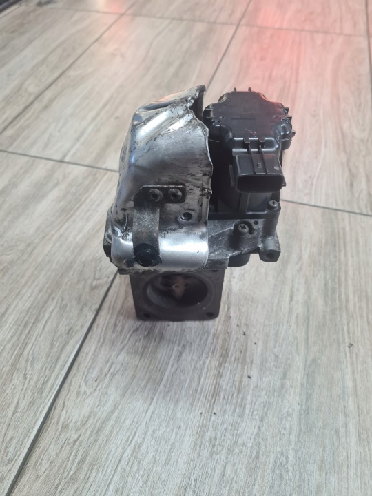 фото №5, Клапан гальмо górski вихлопних газів egr ford f-max 500 trucks євро 6 gc46 9d475