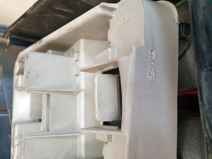 фото №16, Лампа ліва права задня вкладка rover 416i 214i оригінальний номер eu