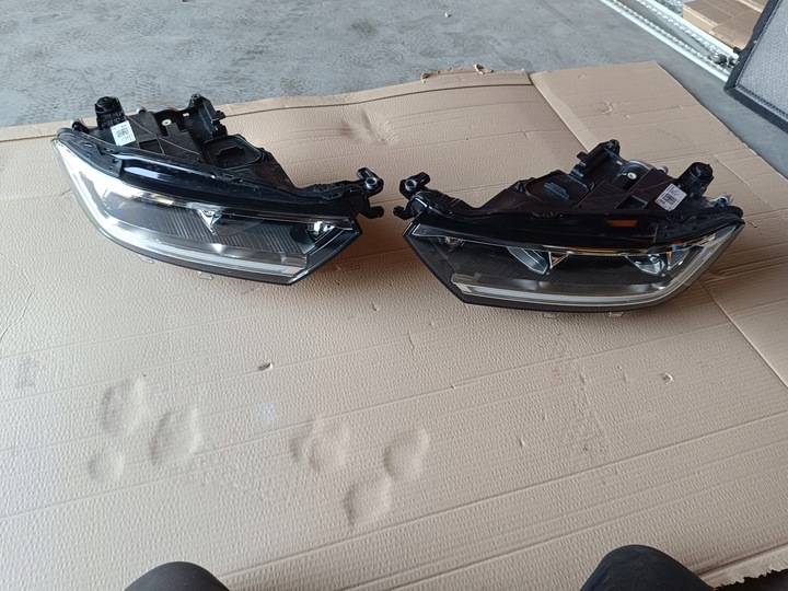 фото №1, Лампа ліва права передня vw t-roc 2ga941035bq 2ga941036bq рестайлінг повний led