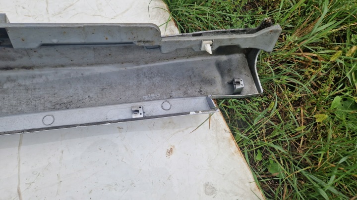 фото №10, Mitsubishi grandis молдинг порогова поріг mn145462