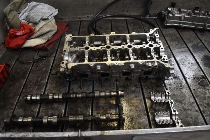 фото №11, Головка двигуна toyota avensis t27 2.2 d-cat 150 km 09-11