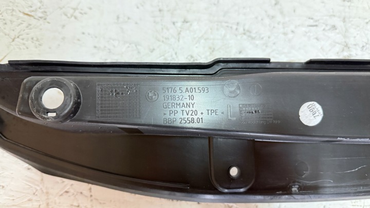 фото №8, Bmw 5 g60 g61 уплотнитель защита крыльев левая 5a01593