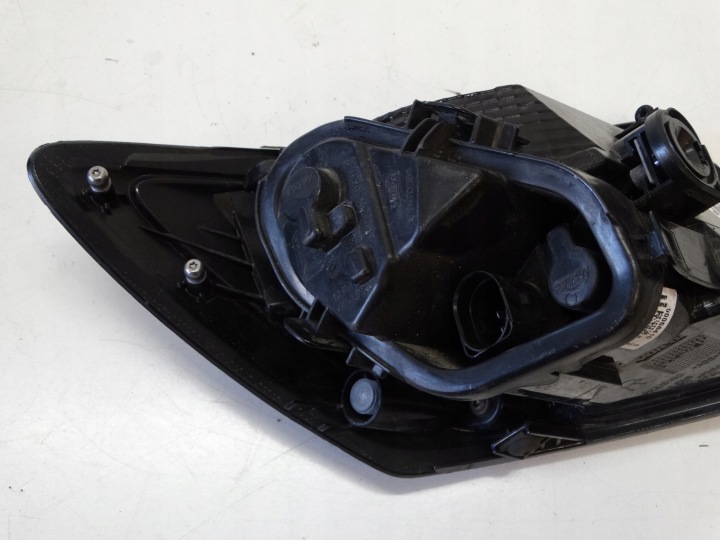 фото №7, Фара права зад seat leon iii 5f0945208e