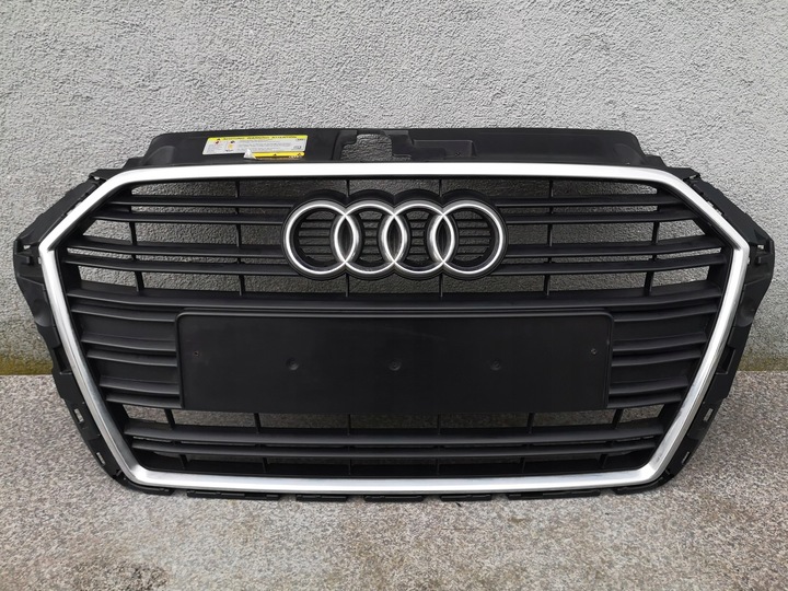 фото №1, Audi a3 8v3 рестайлинг 16- решётка радиатора решётка