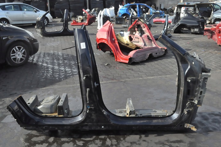 фото №1, Volvo xc90 ii стійка a b c переднє середній зад задній поріг праві довгий