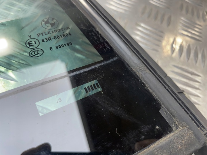 фото №10, Bmw f10 скло кузовна праві зад трикутник 7311246