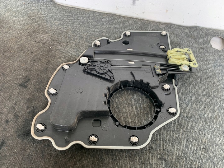 фото №10, Ford mustang mach-e rwd 2021r подъемник стекла правые зад задний