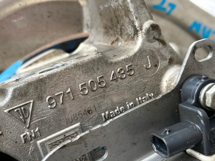 фото №9, Porsche taycan 4s підвішування поворотна опора ричаг  зад амортизатор