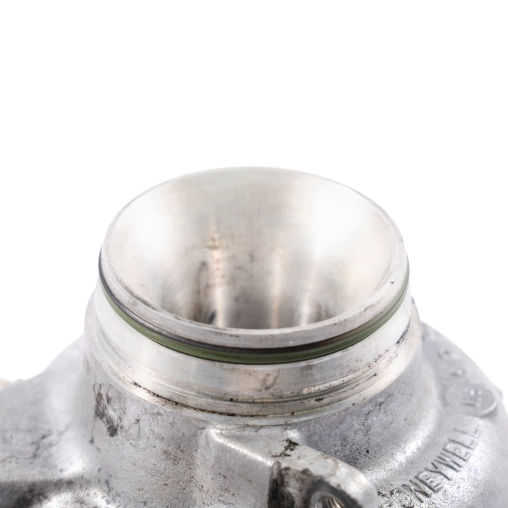 фото №12, Mini cooper sd f55 f56 f57 f60 кришка корпуси турбокомпресора b47 8570081