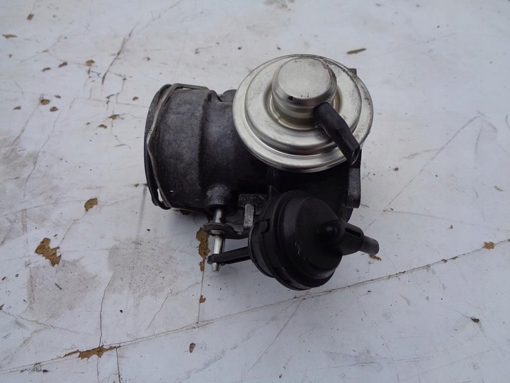 фото №1, Дроссельная заслонка egr vw transporter t5 2.5 tdi axd