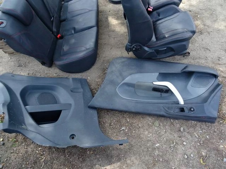 фото №12, Сиденья сиденья обшивки кожа ford fiesta mk7 st 3d