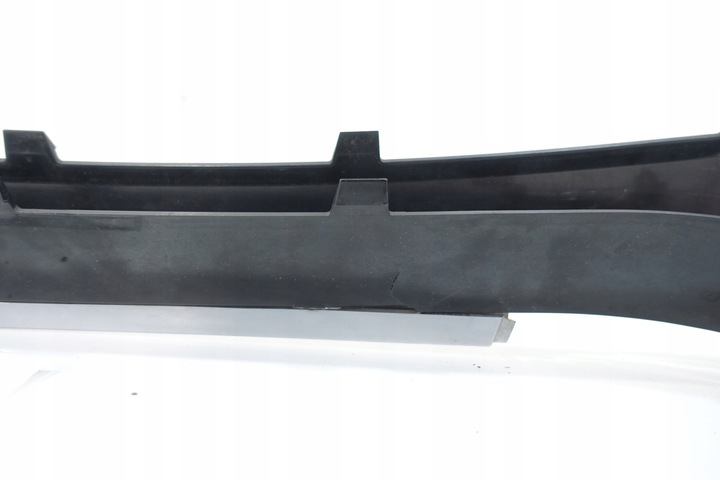 фото №10, Mercedes e-klasa w212 2009- спойлер накладка планка карбон бампера перед