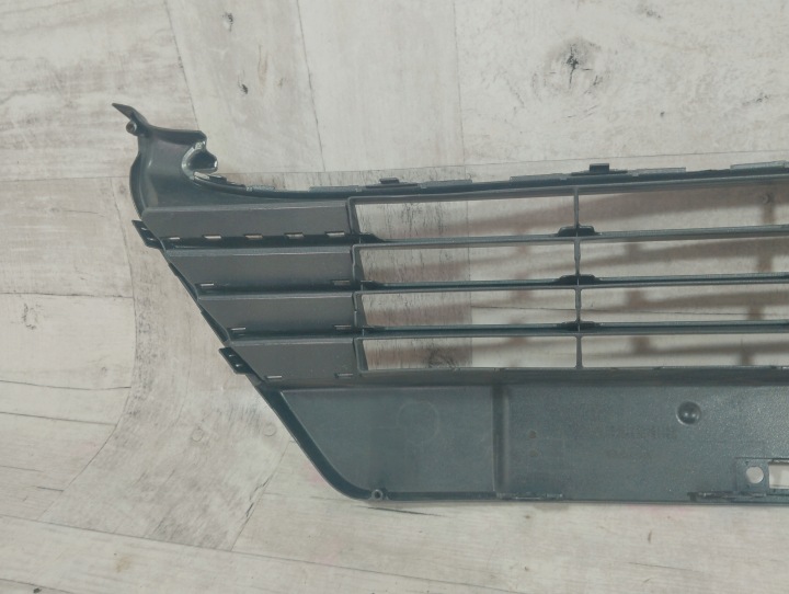 фото №10, Toyota auris ii решётка решётка бампера передняя перед 53112-02390