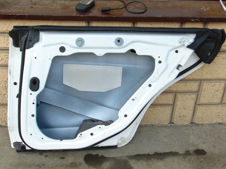 фото №13, Дверь правый зад задние mercedes cls w218 10- 799