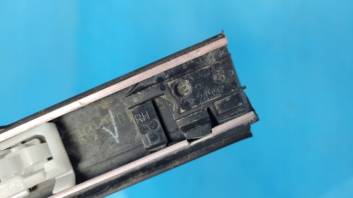 фото №10, Mercedes eqe w295 350+ 23r планка крыша крышная правая a2956900300