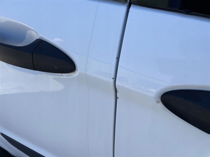 фото №9, Двері праві перед + зад скло ford transit courier 14-23 2019 рік