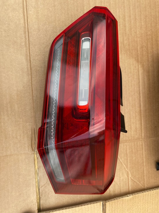 фото №1, Vw id.3 id3 лампа зад led левая 10a945207b