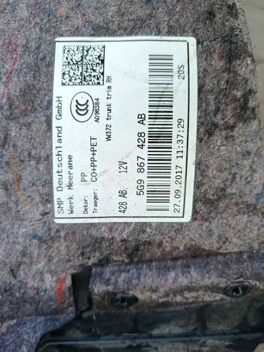 фото №8, Обивка боковина багажника правый зад задний vw golf 7 vii универсал