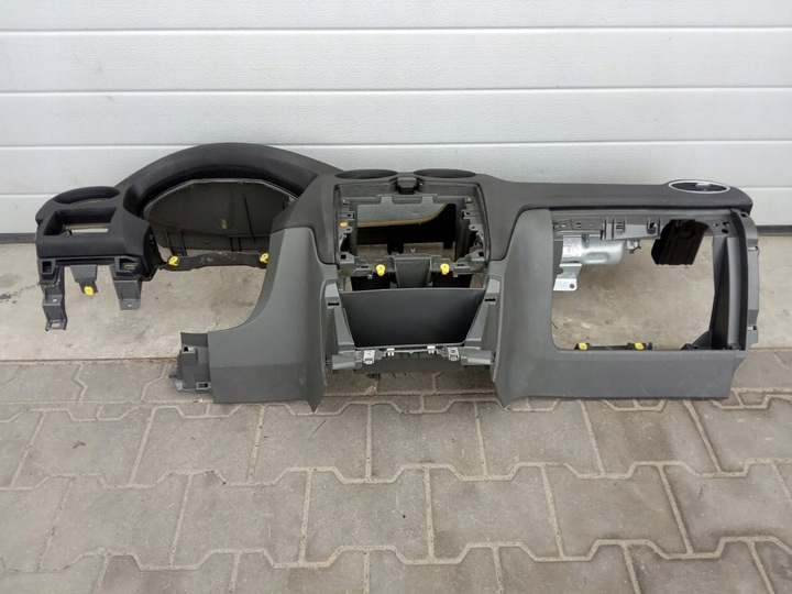 фото №6, Ford focus mk2 2004-10r. - консоль панель подушка