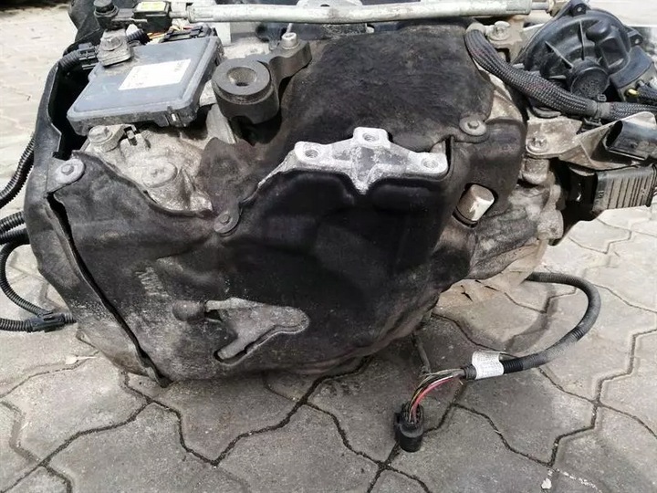 фото №10, Bmw i8 гибрид i12 автоматическая aisin gearbox 24008485912 авто l12 комплектный