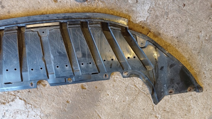 фото №6, Ford c-max mk2 плита захист під бампер am51-a8b384-a