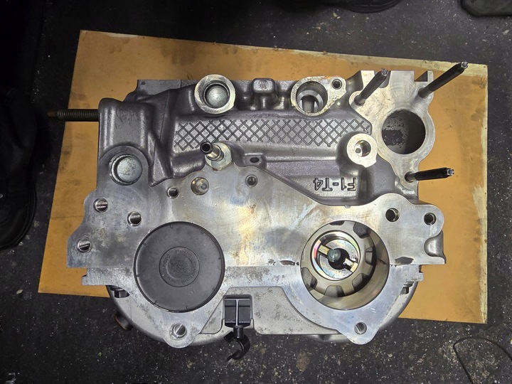 фото №8, Головка volvo 32267570-003 м'який гібрид 2.0b4d 2022r xc60 v90 v60 xc90