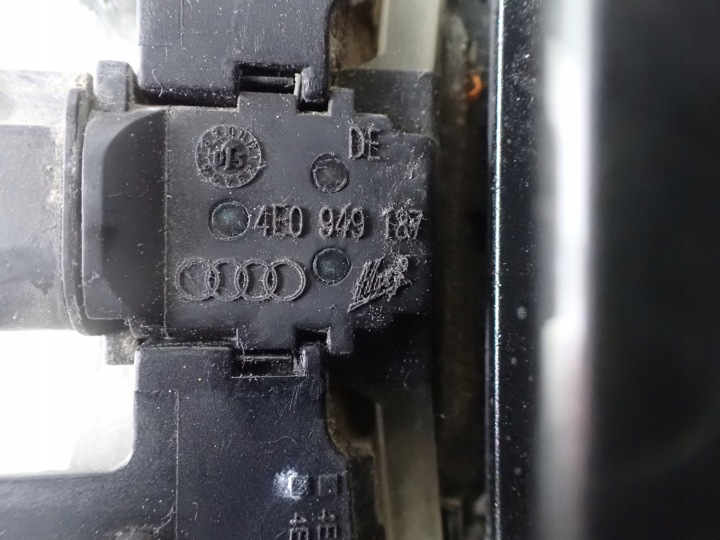 фото №7, Ручка двери правое перед keyless audi s8 d3 5.2 fsi 4e0839885, 4e0949187