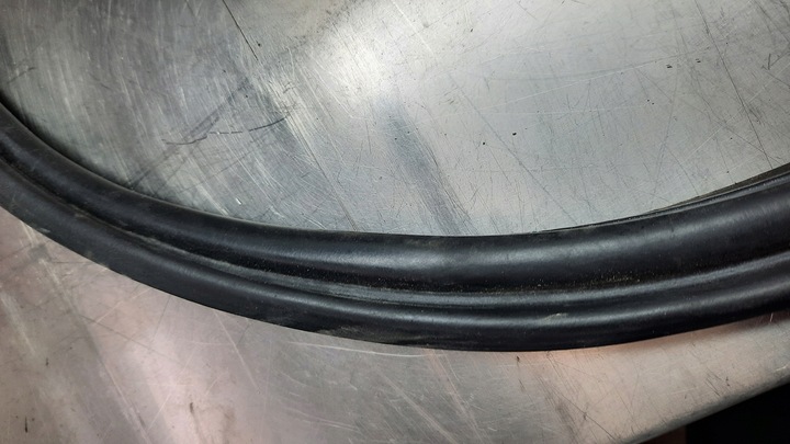 фото №6, Прокладка крышки багажника seat altea xl 1.6 mpi 08r