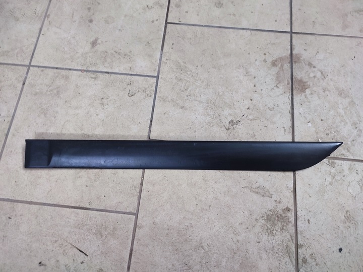 фото №1, Планка декоративная чёрная дверь левый зад focus mk1 98ab-f25533-aew