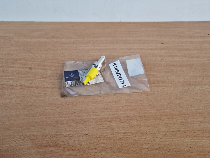 фото №1, Mercedes датчик соединитель adblue новая a0049976289