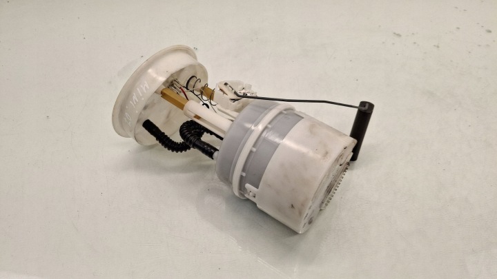 фото №7, Genuine mini one - cooper купе r56 2007 насос топлива 16112754806