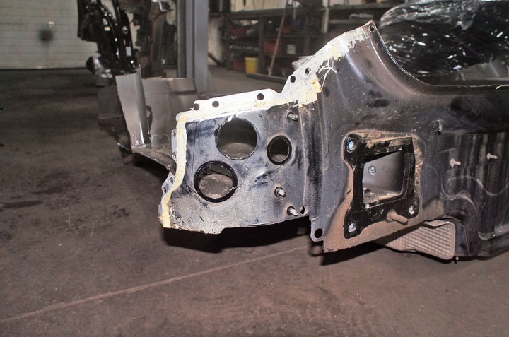 фото №5, Um392 audi a4 b9 pas зад задний универсал avant