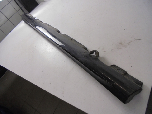 фото №1, Планка порогова ліва mercedes a-klasa w177 amg 2020 рік 191