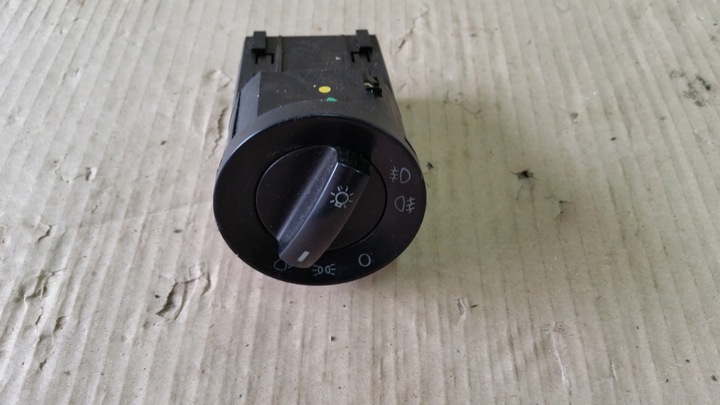 фото №1, Выключатель света vw polo iv 6q0941531c