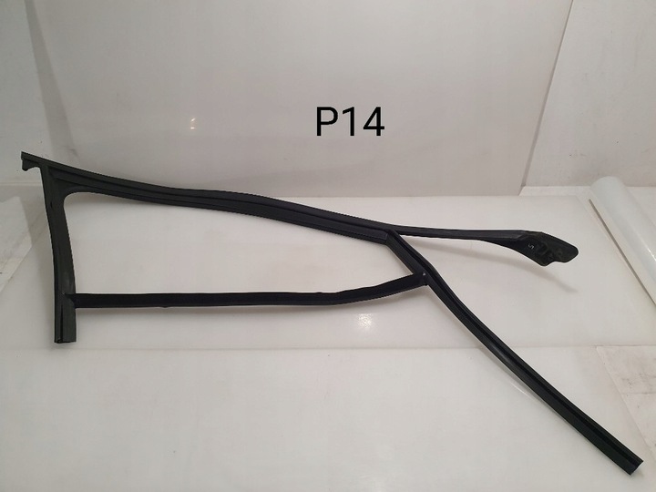 фото №1, A6 c7 планка скла двері прокладка рамка двері лівий перед 4g0837440